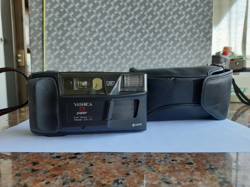 Macchina fotografica vintage - ,